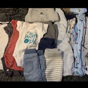Selling a bundle of baby boy clothing size Newborn or 0-3 months